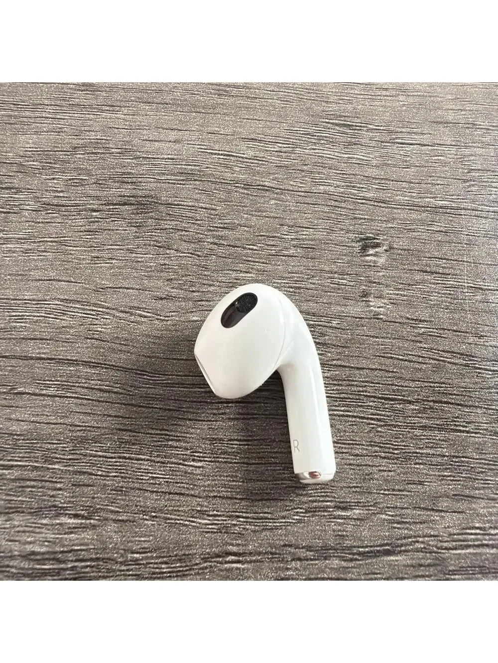 Apple Airpods 3rd Generation - RIGHT SIDE ONLY A2565
